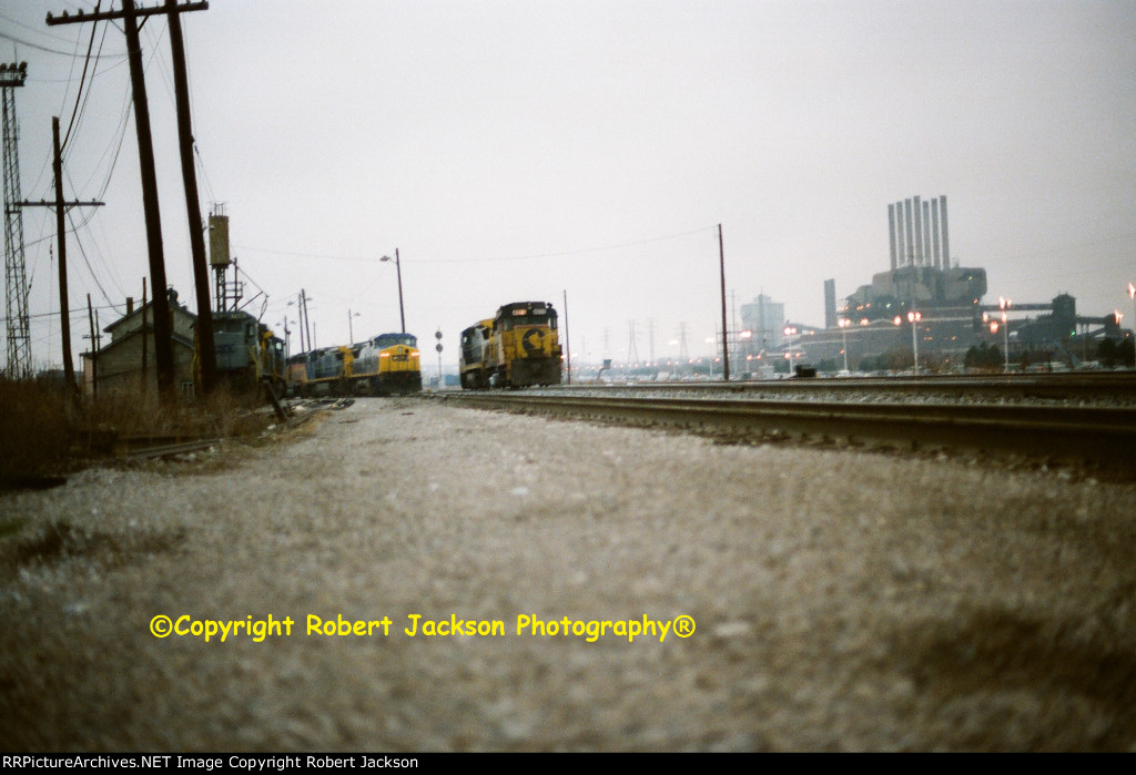 Sequence shot #4 CSX Ex NYSW B40-8 IN 1992